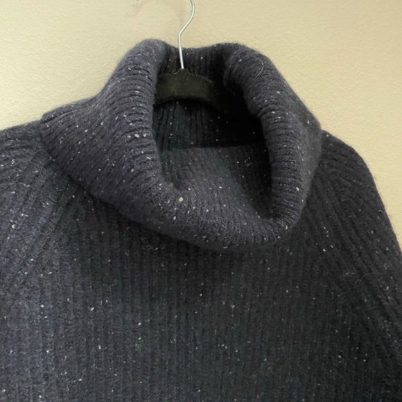 Last Chance - Chunky Navy Heather J.Crew Turtleneck Sweater Small - Picture 2 of 5